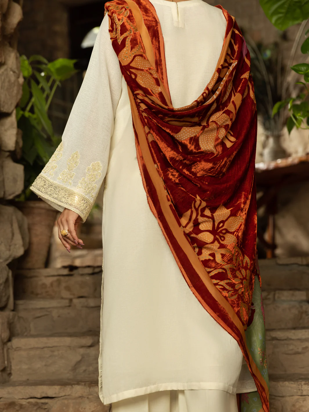 OFF-WHITE LINEN 3PC UNSTITCHED | AWP-3PS-US-543 AM-2688A - Image 2