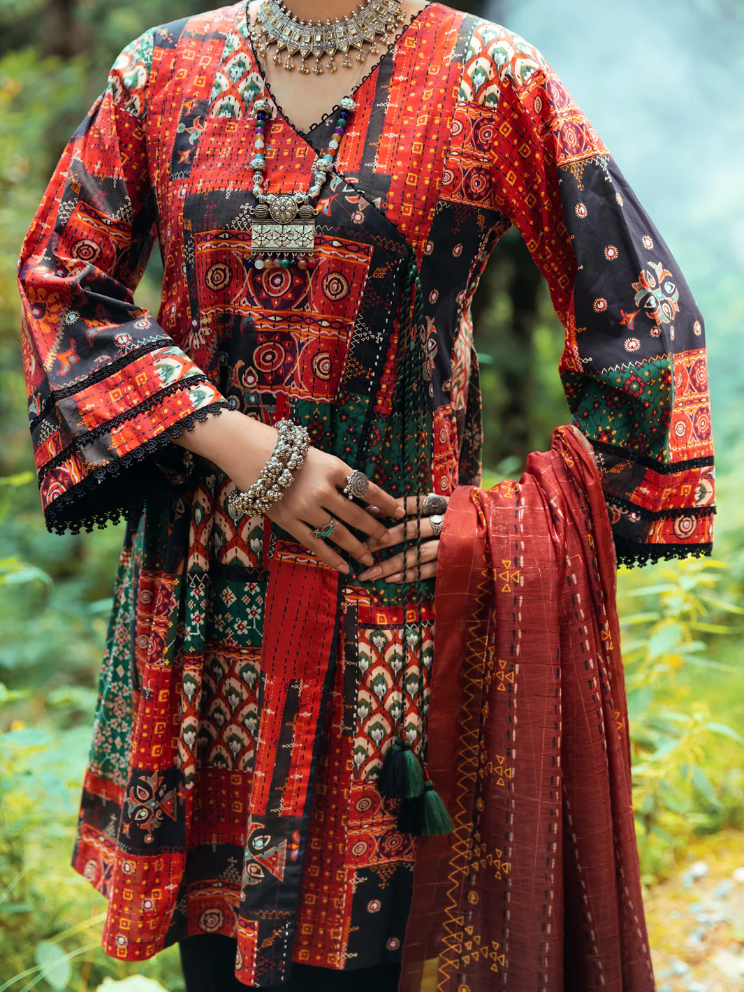 RED CAMBRIC 3PC UNSTITCHED | AWP-3PS-US-547 FB-1639A - Image 3
