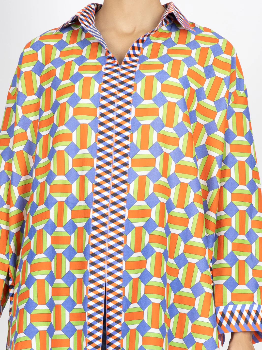 MULTICOLOR CAMBRIC KURTI | AWP-LK-US-477/FB-477A - Image 3