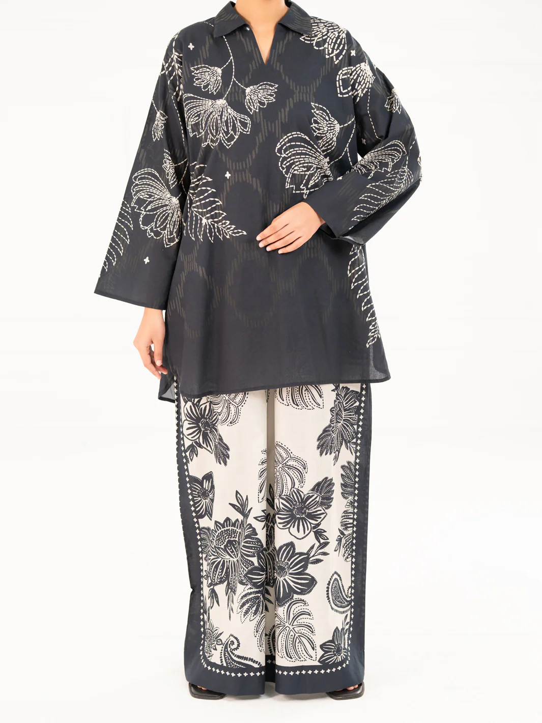 BLACK CAMBRIC KURTI | AWP-SLK-844/FB-844A - Image 6