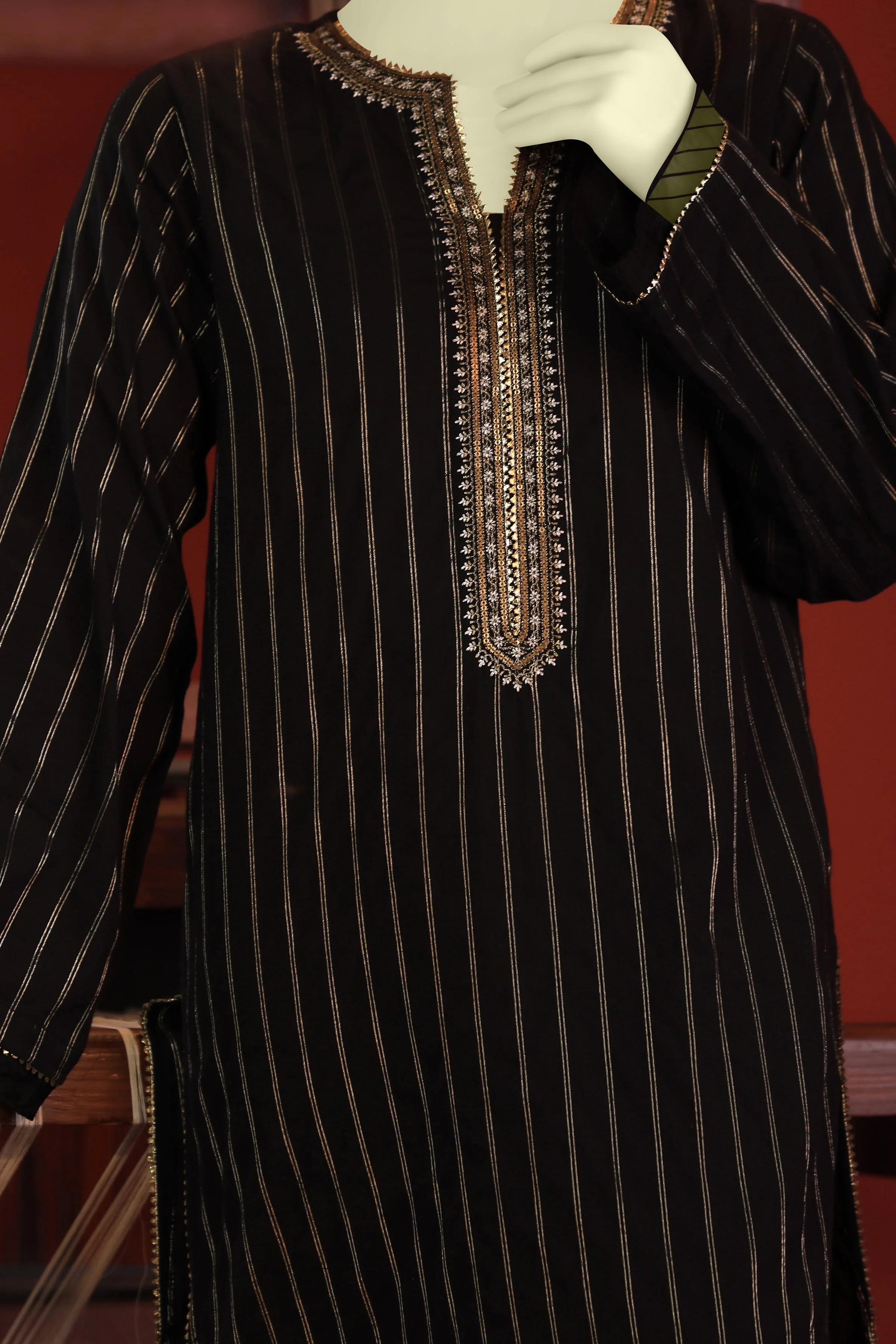 BLACK JACQUARD KURTI | CCW-1PS-S-US-22-207 ANAAR BOOTI-02 - Image 6