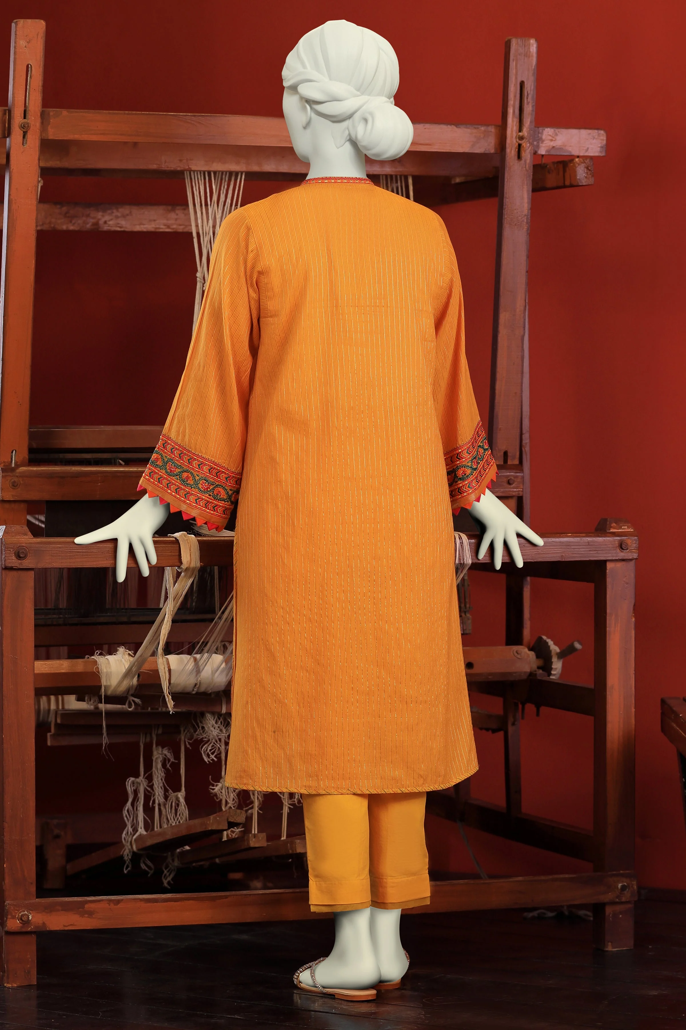 YELLOW JACQUARD KURTI | CCW-1PS-S-US-22-208 MUGHAL BOOTI-02 - Image 2