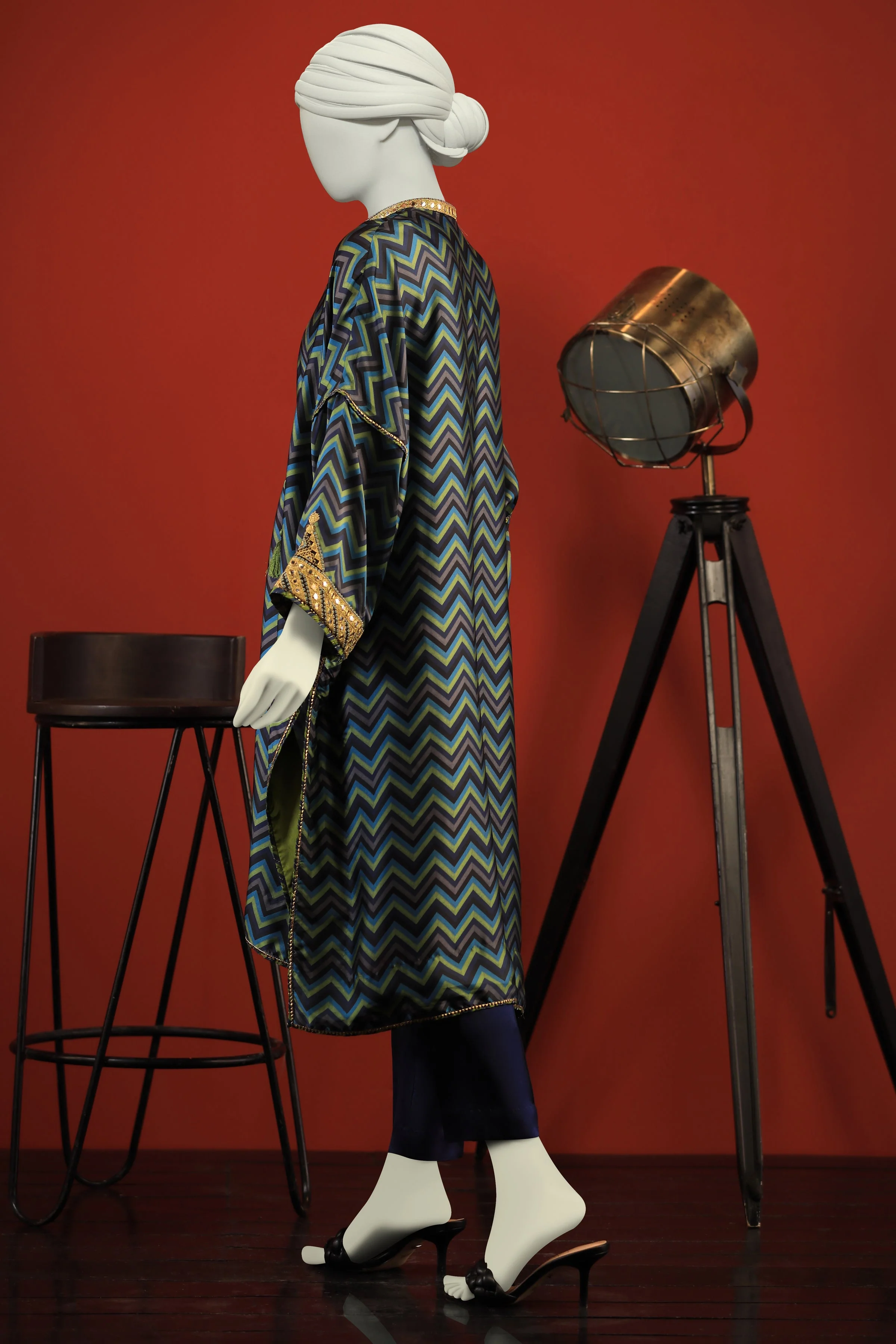 BLUE SILK KURTI | CCW-1PS-S-US-22-227 PEACOCK - Image 2