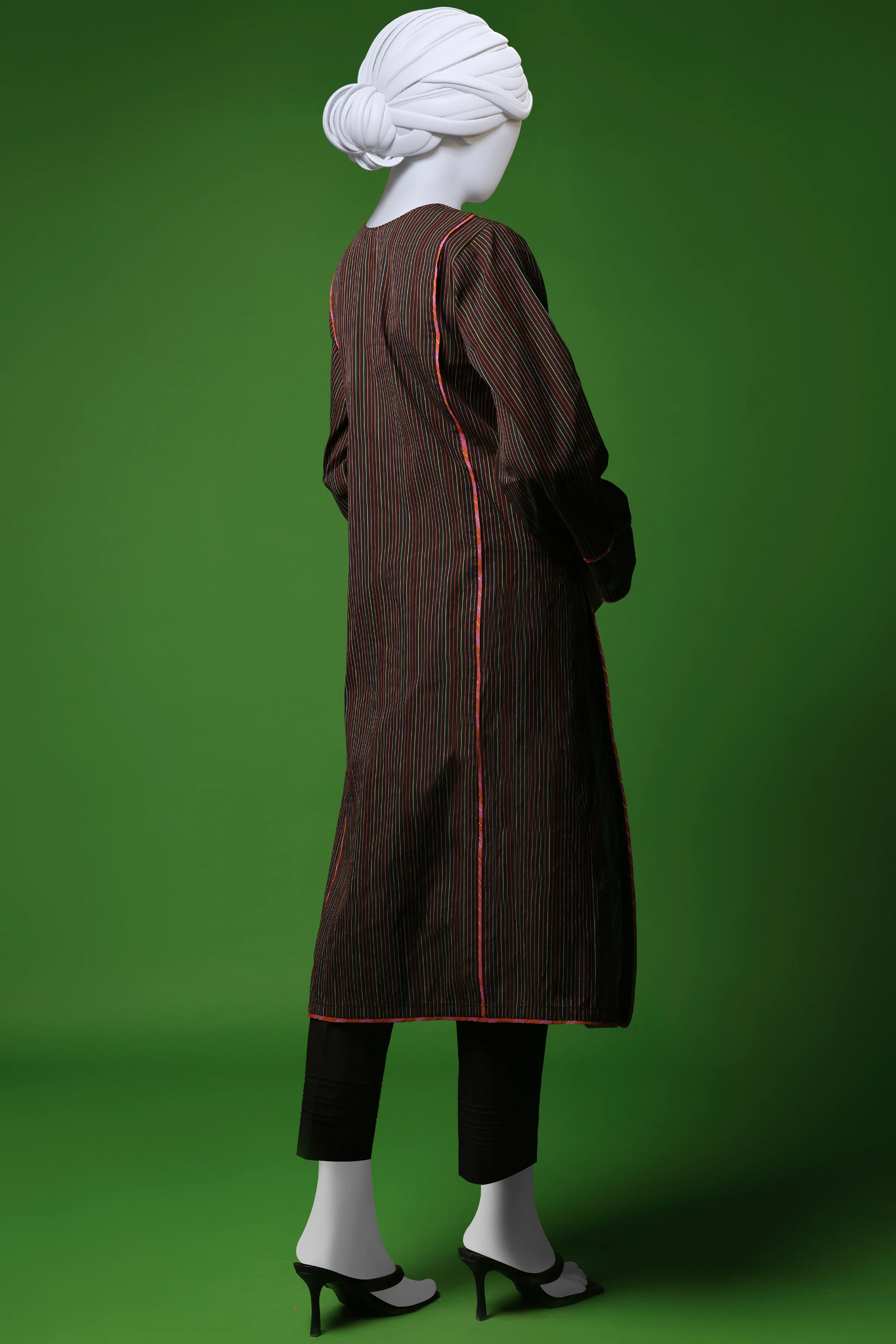 BLACK JACQUARD KURTI | CCW-1PS-S-US-22-3071 CHALK STRIPES - Image 2