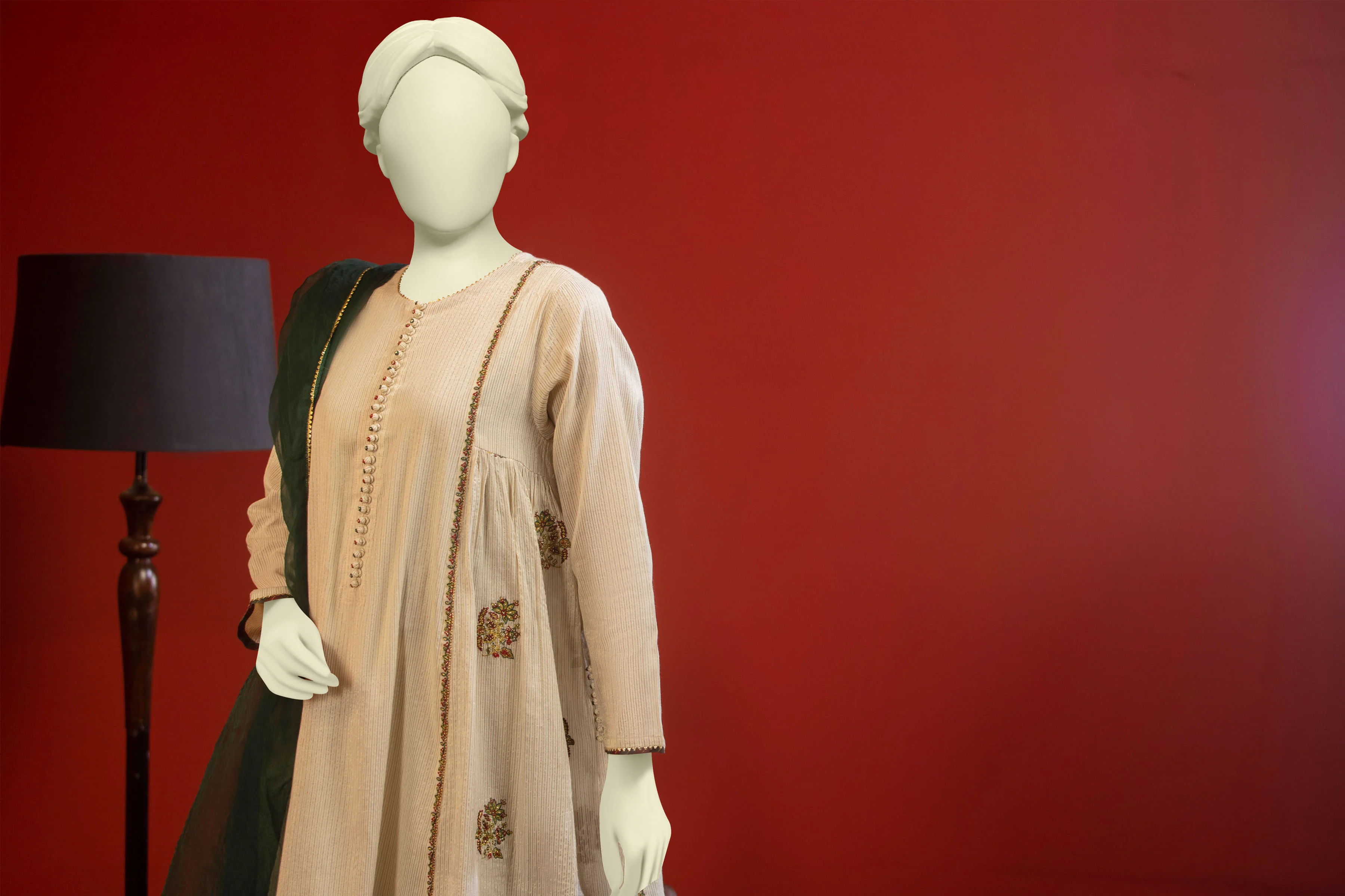 OFF WHITE ZARI 2PC STITCHED | CCW-2PS-SD-S-US-22-1001 COTTON - Image 7