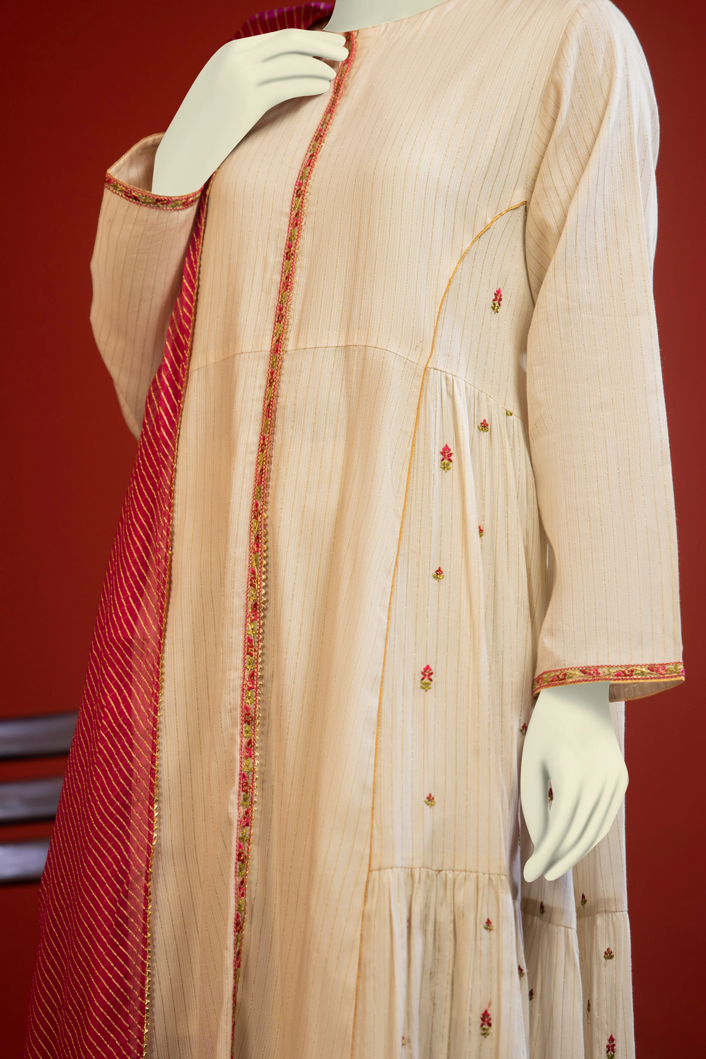 OFF WHITE ZARI 2PC STITCHED | CCW-2PS-SD-S-US-22-1004 SWISS COFFEE - Image 2
