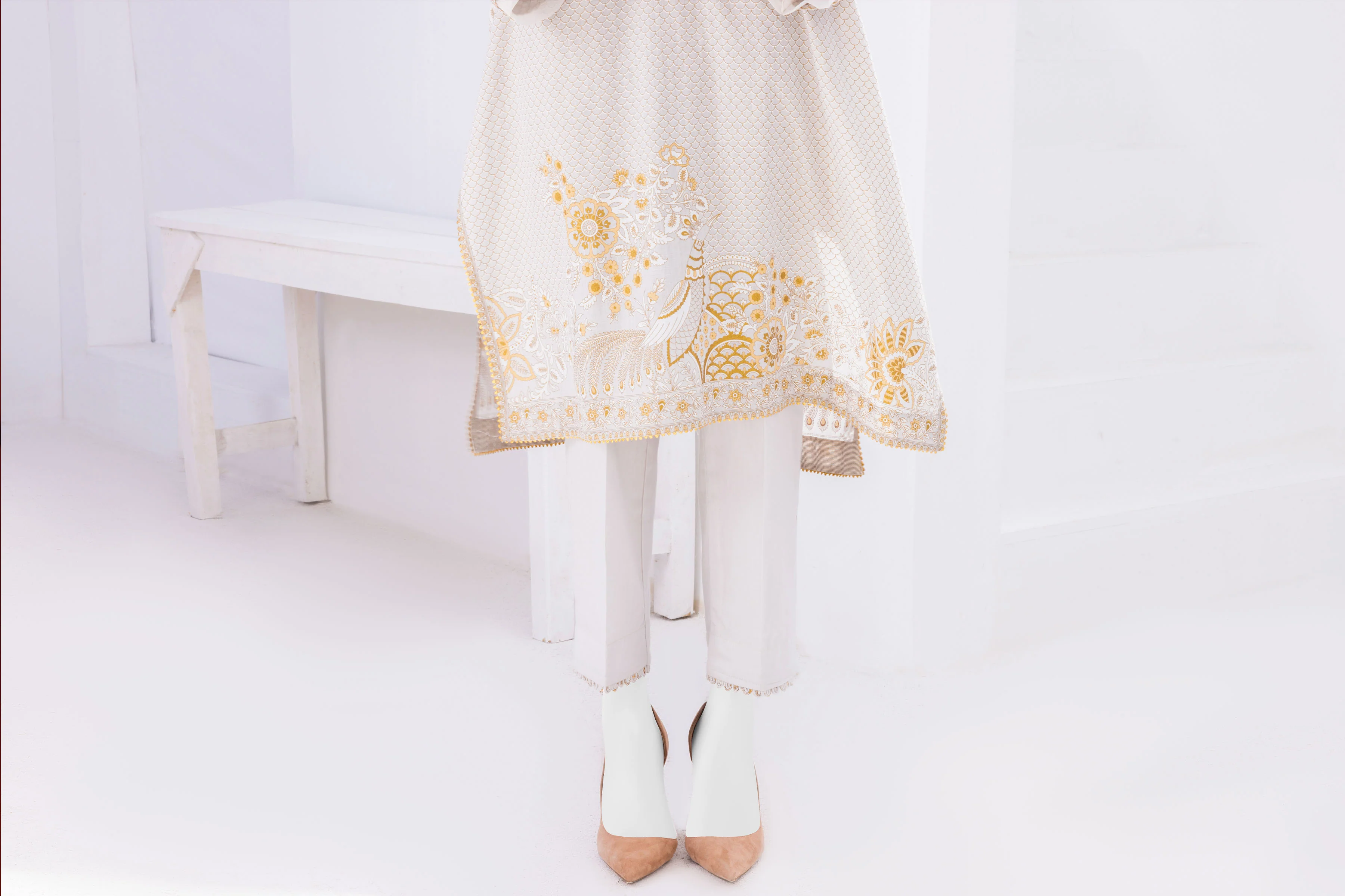 BEIGE-GREY LAWN 2PC STITCHED | CCW-2PS-ST-S-US-22-1702 MOTIA - Image 6