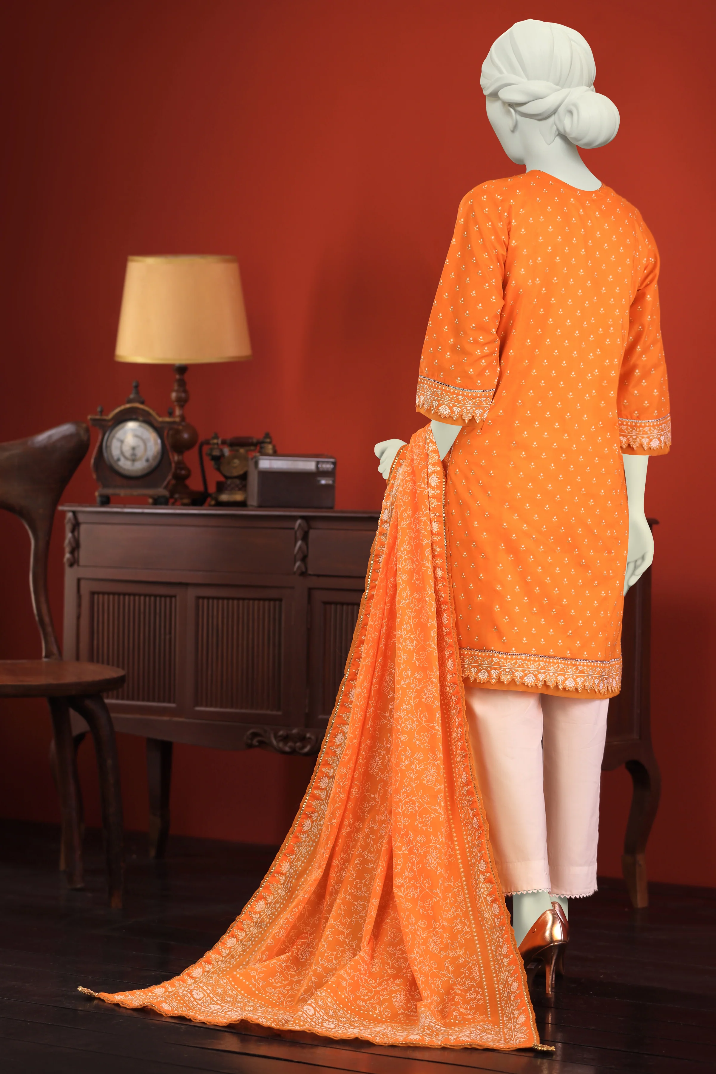 ORANGE LAWN 3PC UNSTITCHED | CCW-3PSU-S-US-22-020/B SHAJAR-2 - Image 5