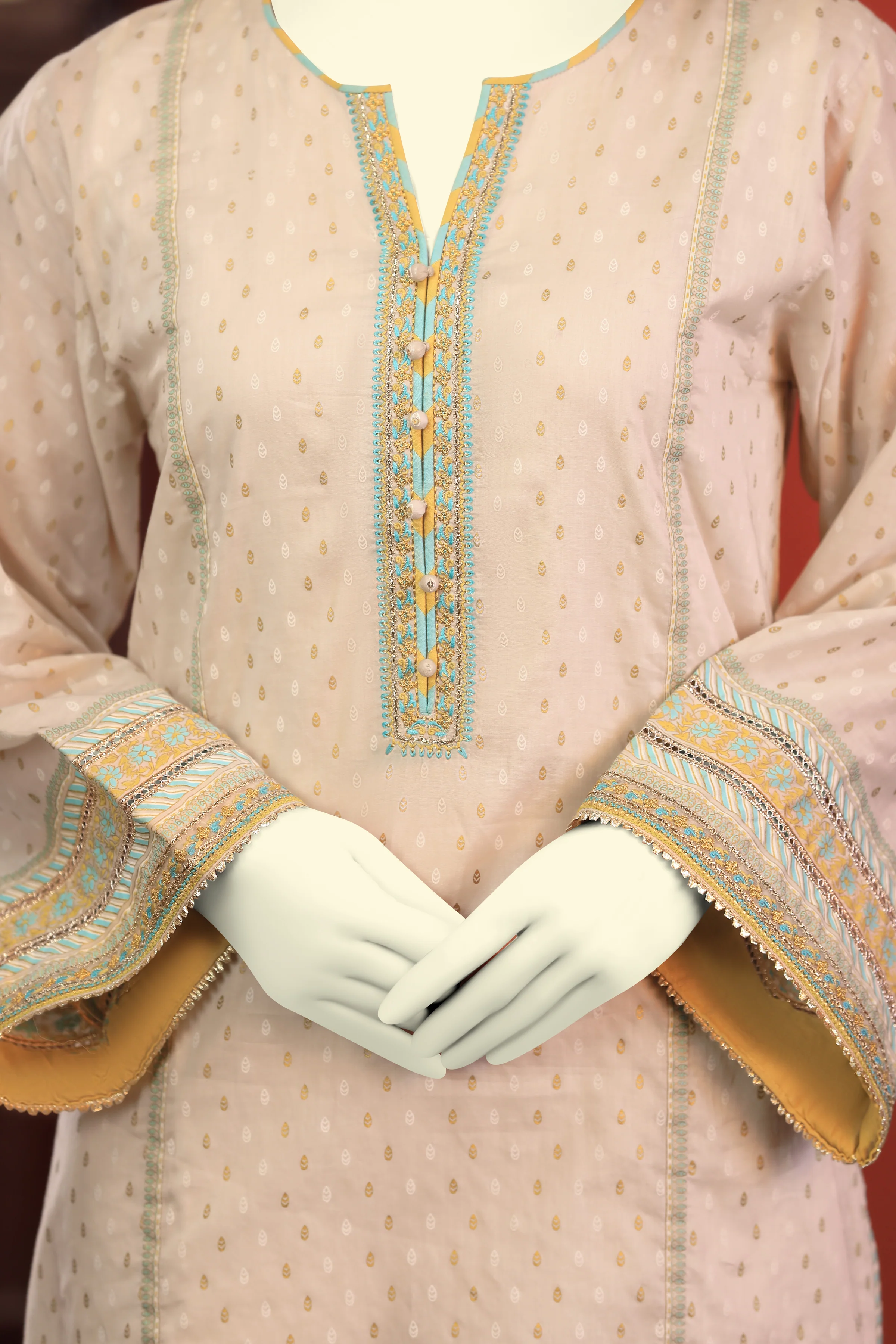 BEIGE LAWN 3PC UNSTITCHED | CCW-3PSU-S-US-22-021/B BAHAR-2 - Image 3