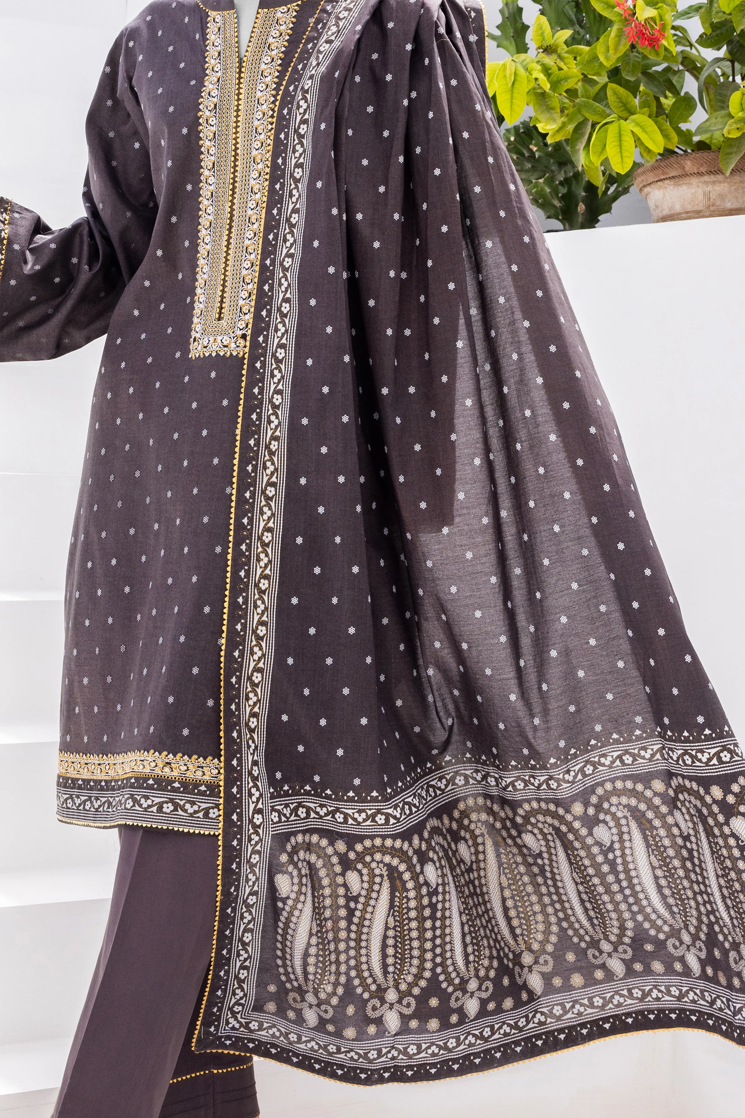 GREY LAWN 3PC UNSTITCHED | CCW-3PU-S-US-22-044 BLOSSOM - Image 6