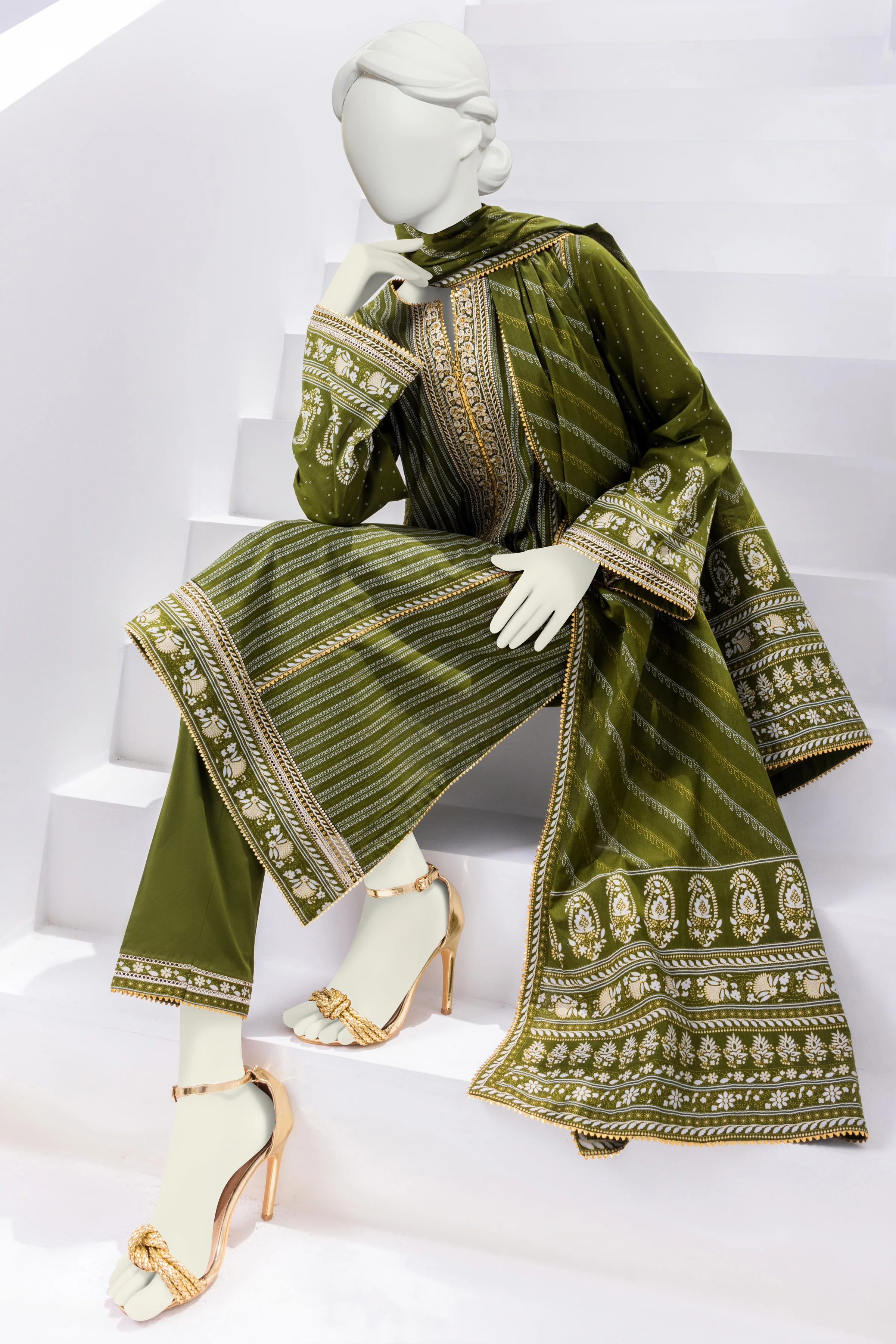 GREEN LAWN 3PC UNSTITCHED | CCW-3PU-S-US-22-047 DEFFODIL - Image 4