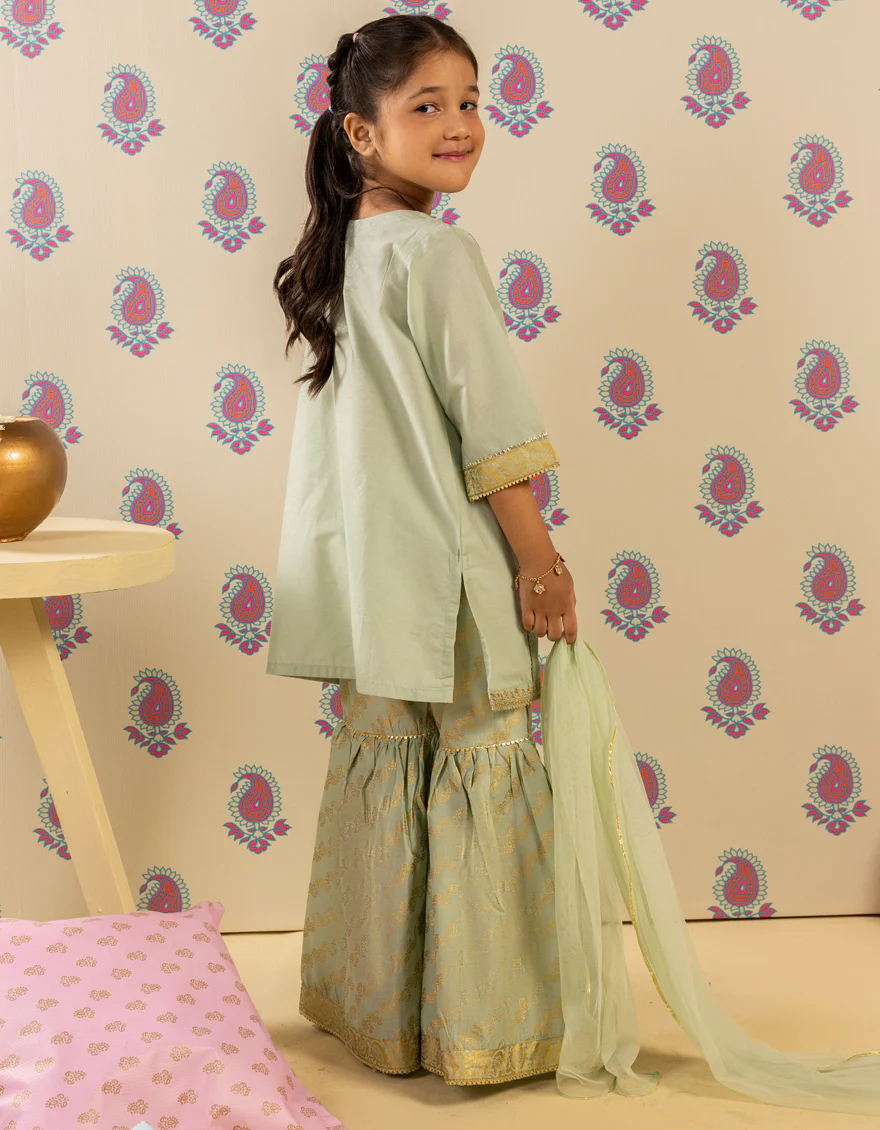 GREEN LAWN 3PC STITCHED | JGK-S-JGP-25-1510 FB/SHEEN GILTZ-4 - Image 3
