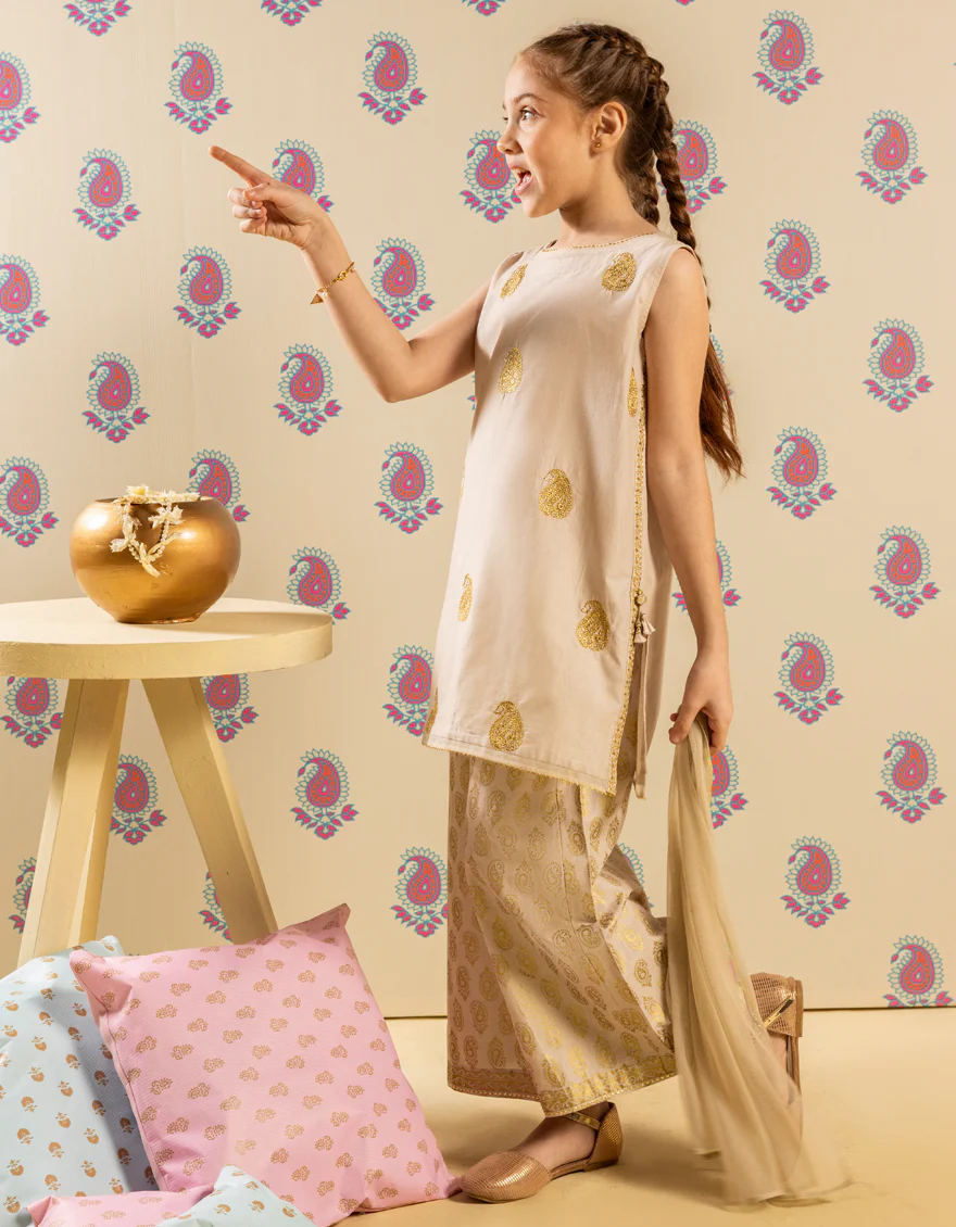 BEIGE LAWN 3PC STITCHED | JGK-S-JGP-25-1511 FB/SHEEN GILTZ-5