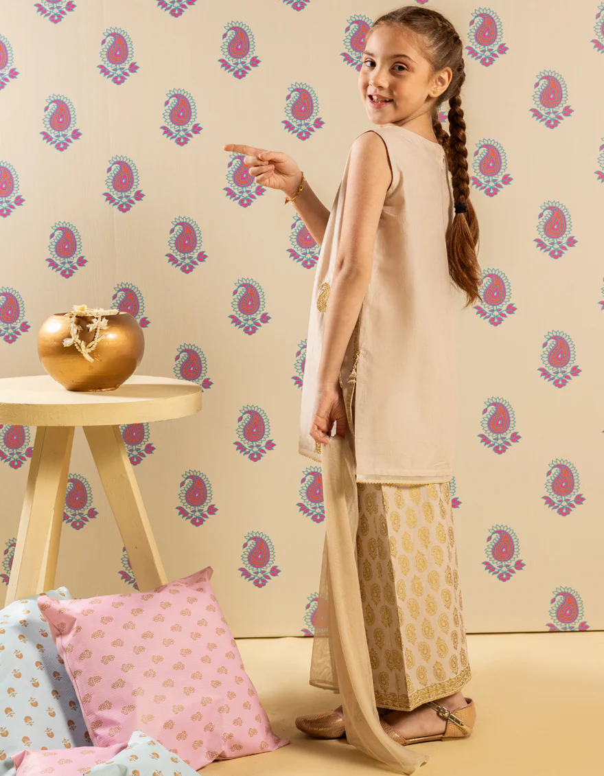 BEIGE LAWN 3PC STITCHED | JGK-S-JGP-25-1511 FB/SHEEN GILTZ-5 - Image 2