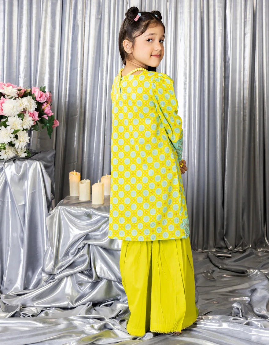 GREEN LAWN 3PC STITCHED | JGK-S-JGP-25-1544 FB/CHUNRI TREAT-2 - Image 2