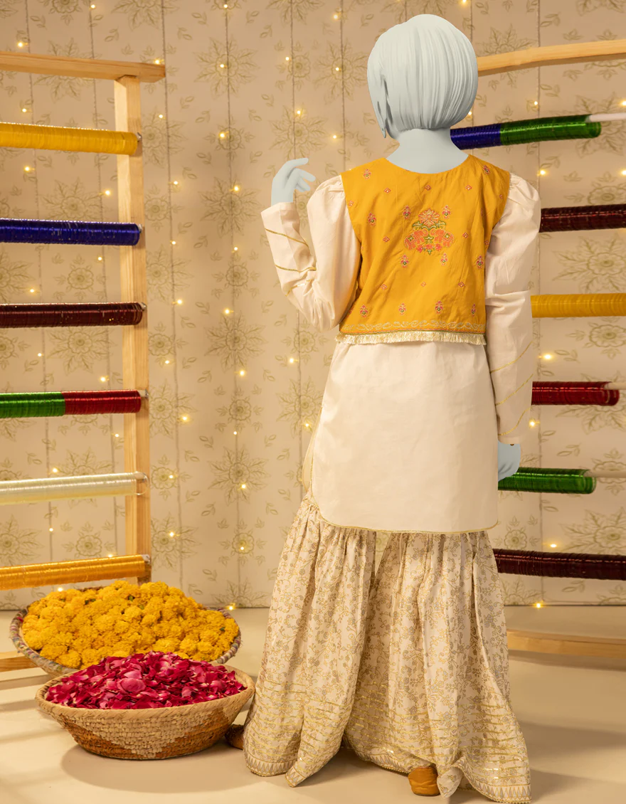 OFF WHITE LAWN 2PC STITCHED | JGK-S-JTST-25-437 FB - Image 2
