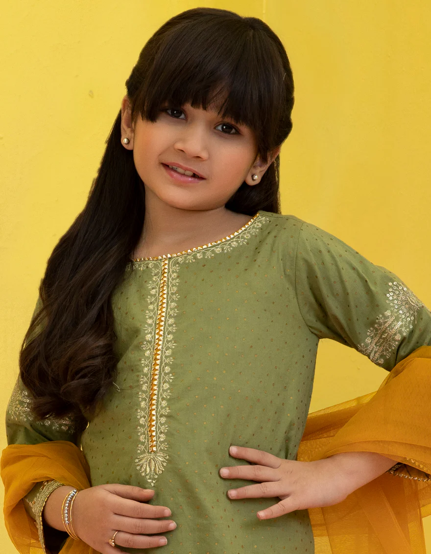 GREEN LAWN 3PC STITCHED | JGK-S-US-22-1904 FB/JGK-1904 - Image 3