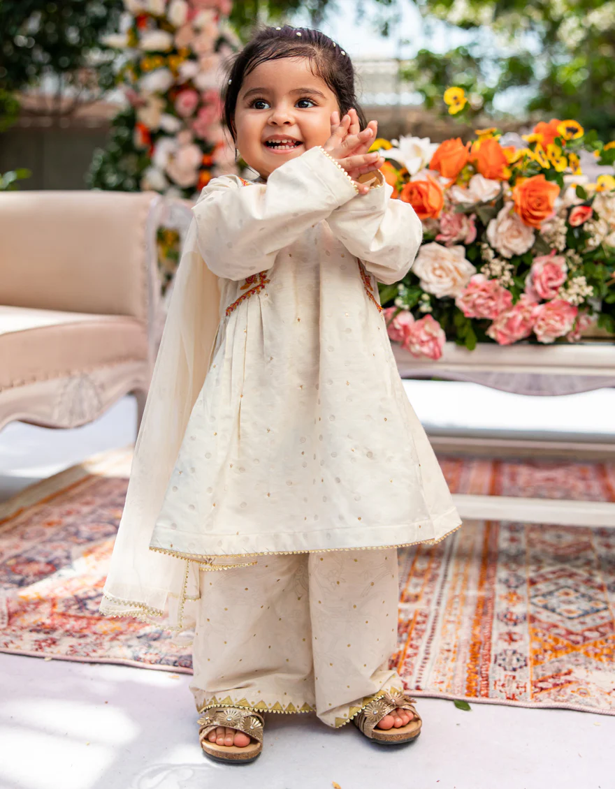 WHITE KHADDI 3PC STITCHED | JGK-W-24-1949 FB/IRIS-2 - Image 3