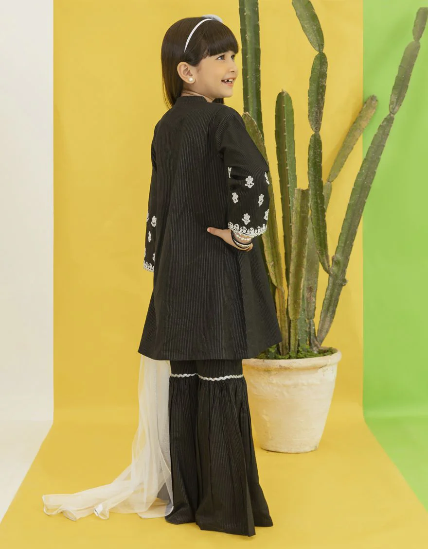 JGK-W-US-2002 FB/F-21-003 Black - Image 3