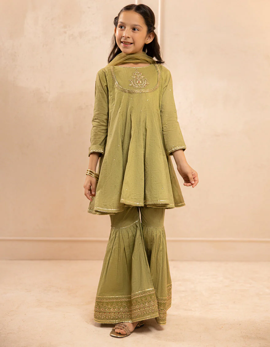 GREEN LAWN SILK 3PC STITCHED | JGKL-S-JGF-25-1916 F