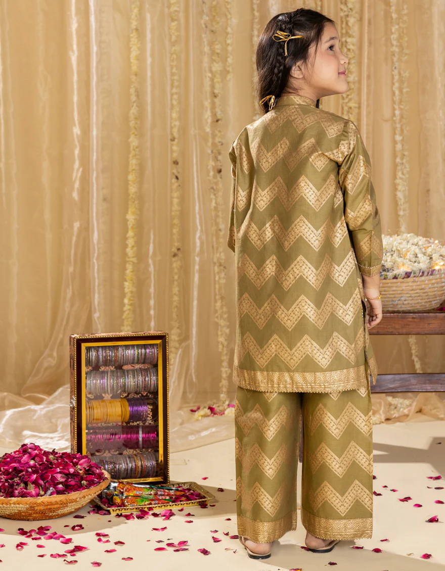 GREEN LAWN 2PC STITCHED | JGKL-S-JGST-25-5606 FB/SHEIN CO-ORDS-02 - Image 2