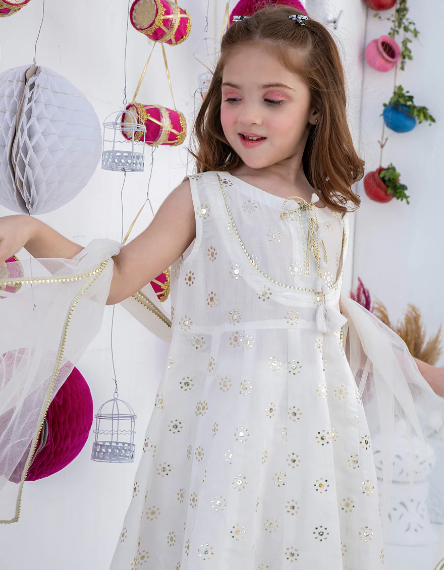 WHITE CHANDERI 3PC STITCHED | JGKL-S-US-22-1560 FB/WHITE KAMDANI - Image 4