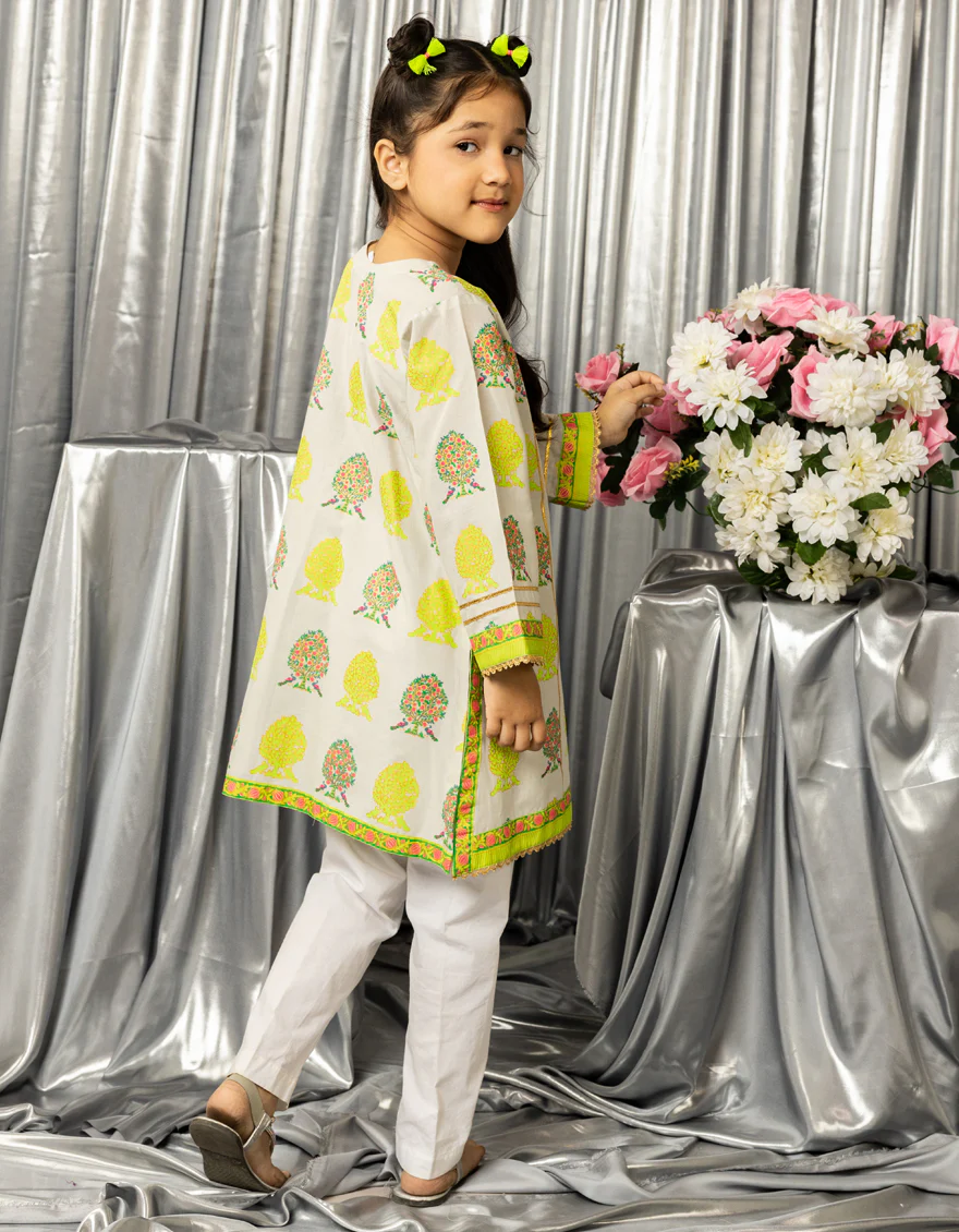 GREEN LAWN KURTI | JGLK-S-JGS-25-2517 FB/BLOCK GIRL-02 - Image 2