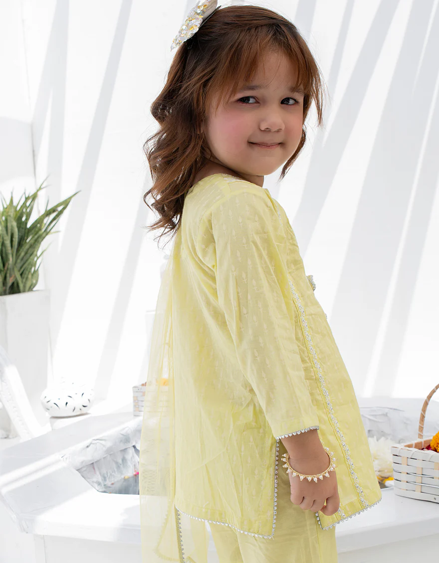 YELLOW LAWN 3PC STITCHED | JIK-S-JGKL-US-22-1564 FB/DAFFODILS - Image 2