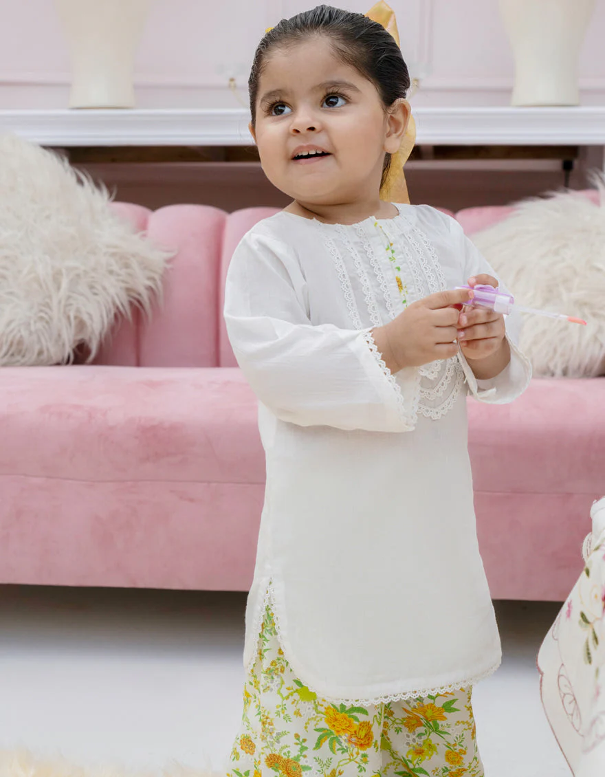 WHITE LAWN 3PC STITCHED | JIK-S-JIST-25-5810 FB/MINI FLORA-2 - Image 3