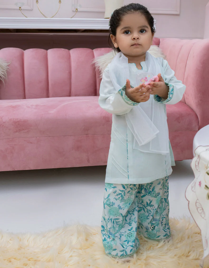 WHITE LAWN 3PC STITCHED | JIK-S-JIST-25-5812 FB/MINI FLORA-4 - Image 4