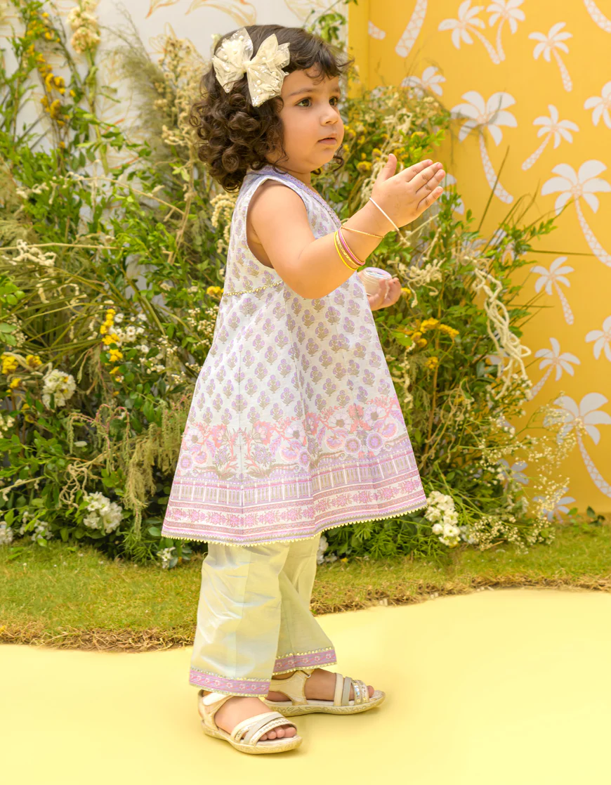 LIGHT GREY LAWN 2PC STITCHED | JIK-S-JK2-US-23-5633 FB/AYENA -I-A-3 - Image 3