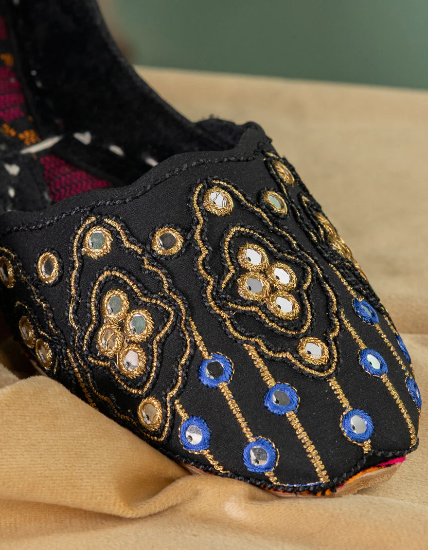 BLACK SILK KHUSSA | JJ-LKH-25-356 FB/WOVEN BEAUTY-2 - Image 2
