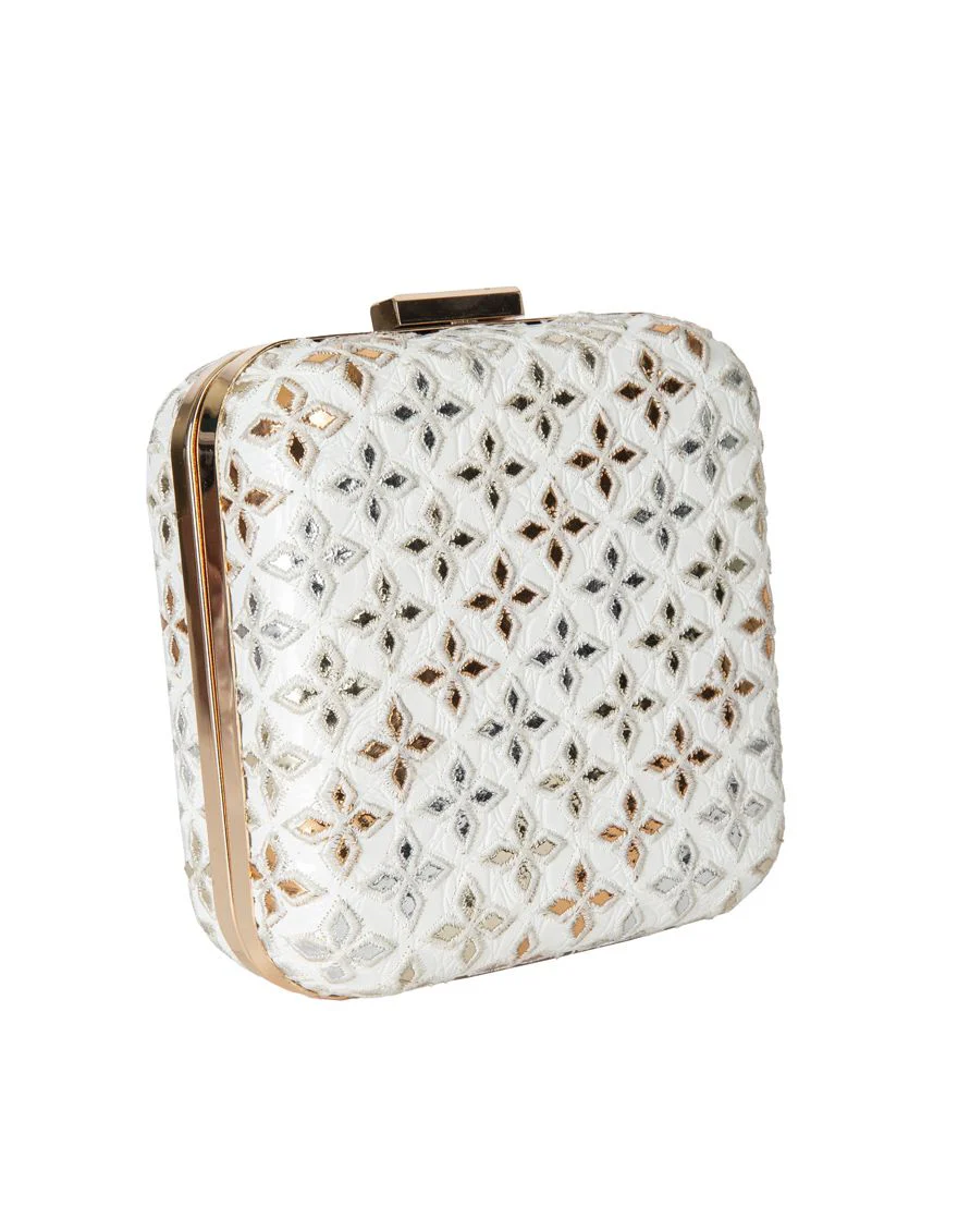 WHITE HANDBAG | JJBL-US-21-010 FB/WHITE REXINE - Image 3