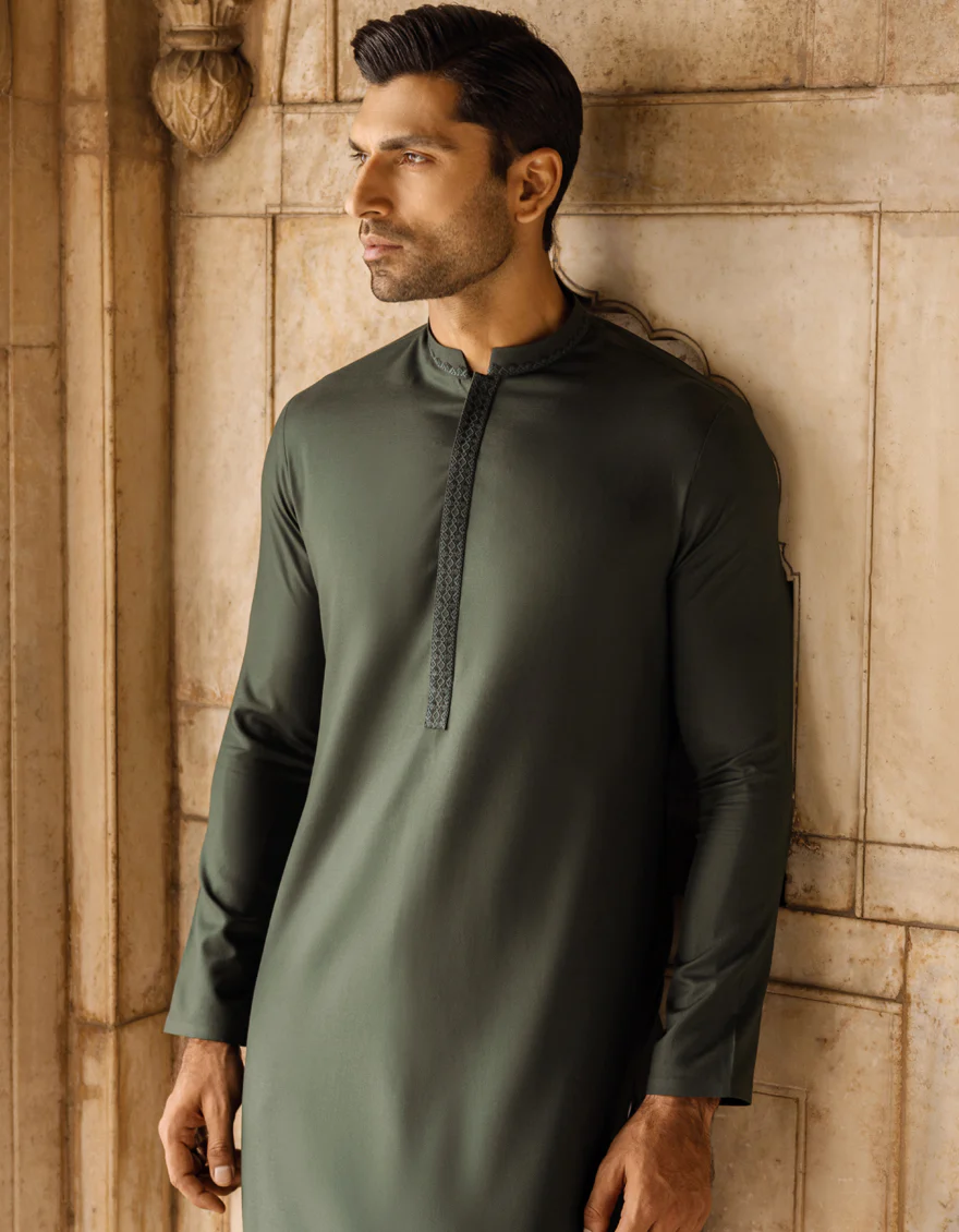 FOREST GREEN BLENDED KURTA | JJK-S-US-34183/S22/JJ7626-SF - Image 2