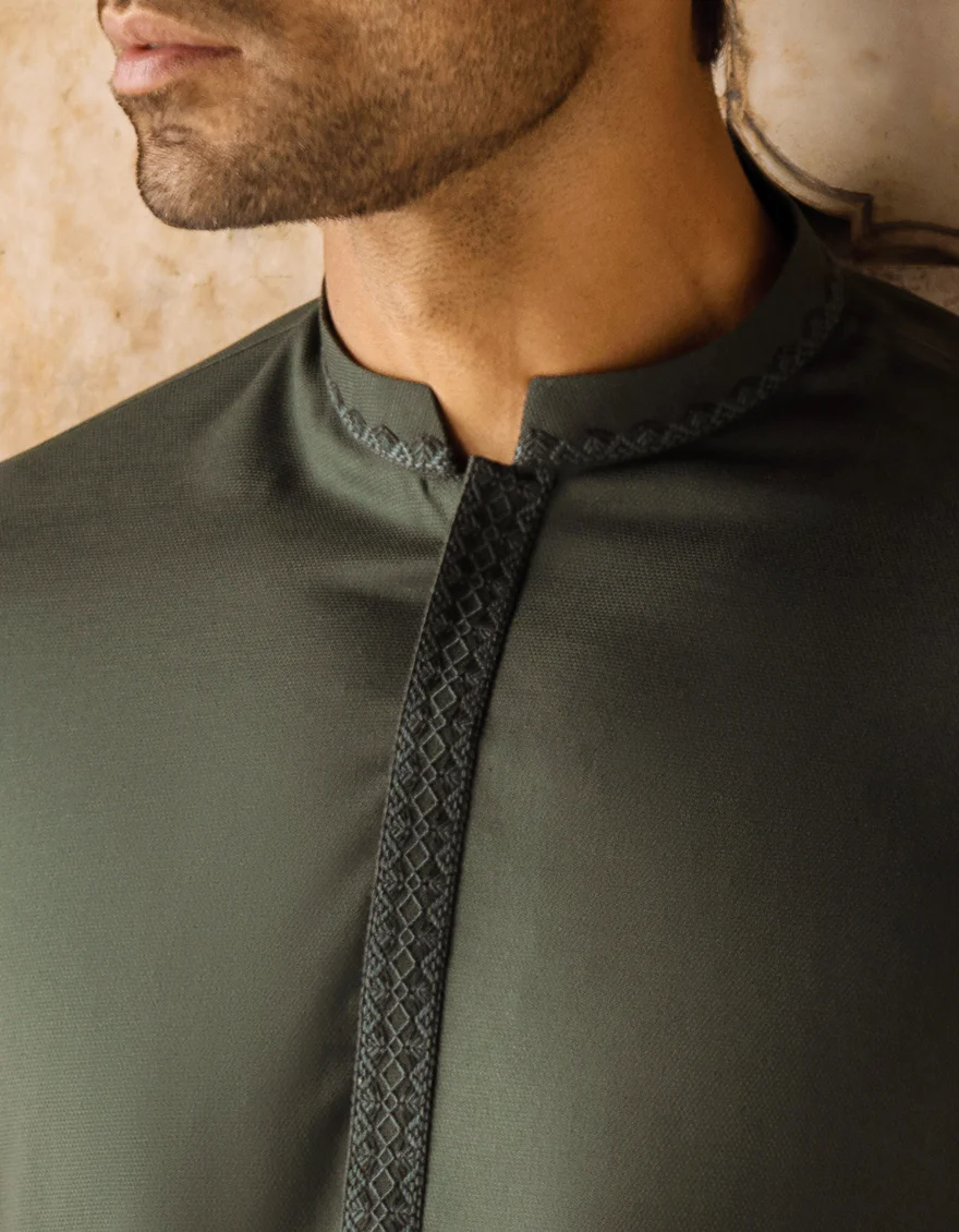 FOREST GREEN BLENDED KURTA | JJK-S-US-34183/S22/JJ7626-SF - Image 3