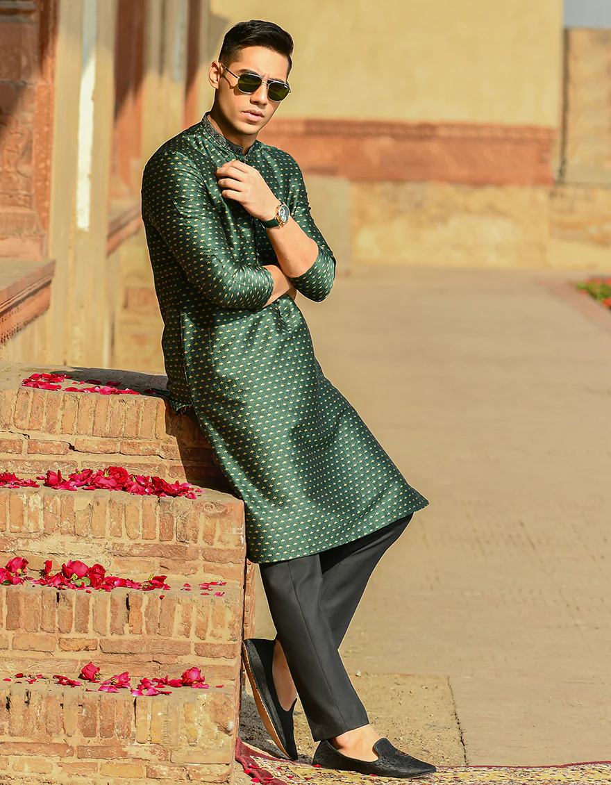 DARK GREEN KURTA | JJK-SP-US-42301/S22/JJ8022-FL - Image 3