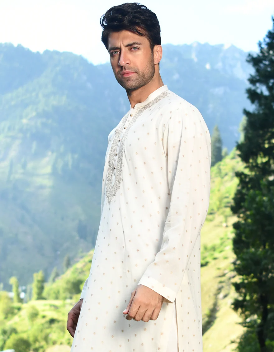 OFF WHITE BLENDED KURTA | JJK-SP-US-43199/A22/JJ8080-SF - Image 3