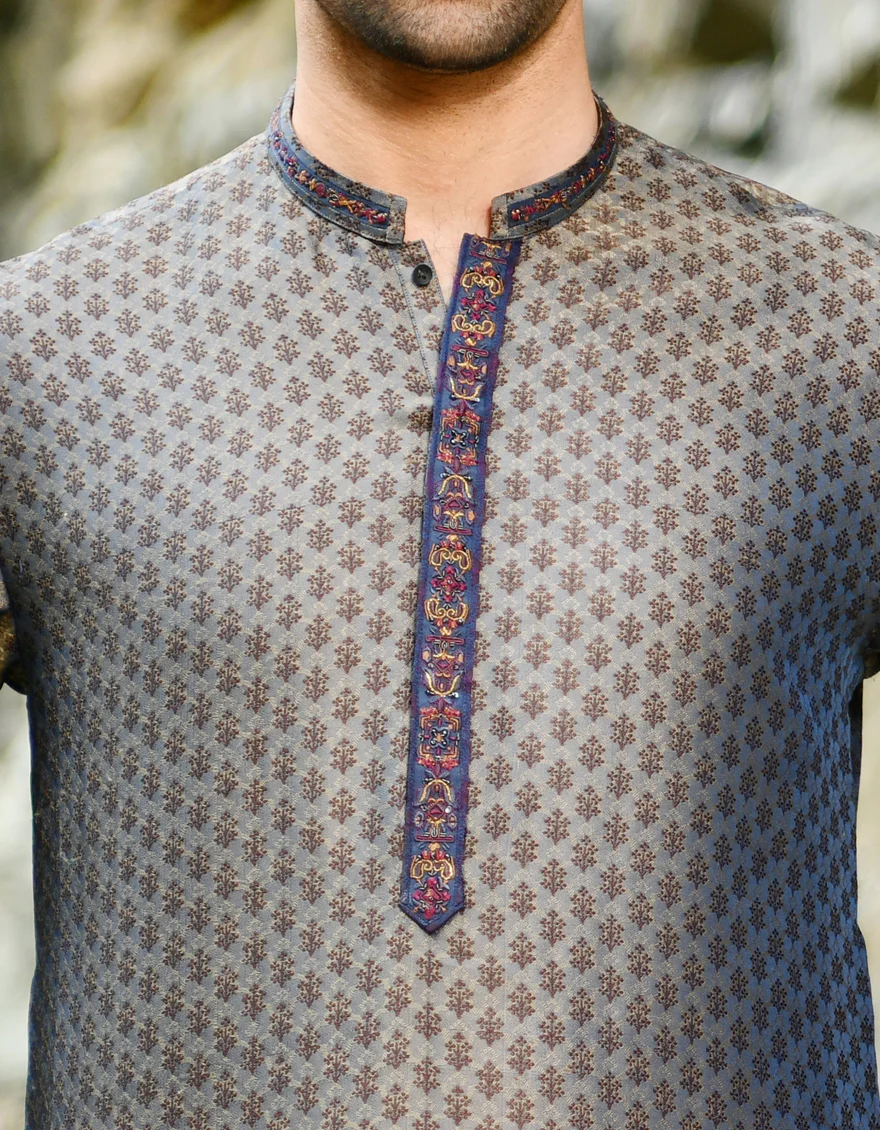 BROWN KURTA | JJK-SP-US-44169/A22/JJ7003-FL - Image 3