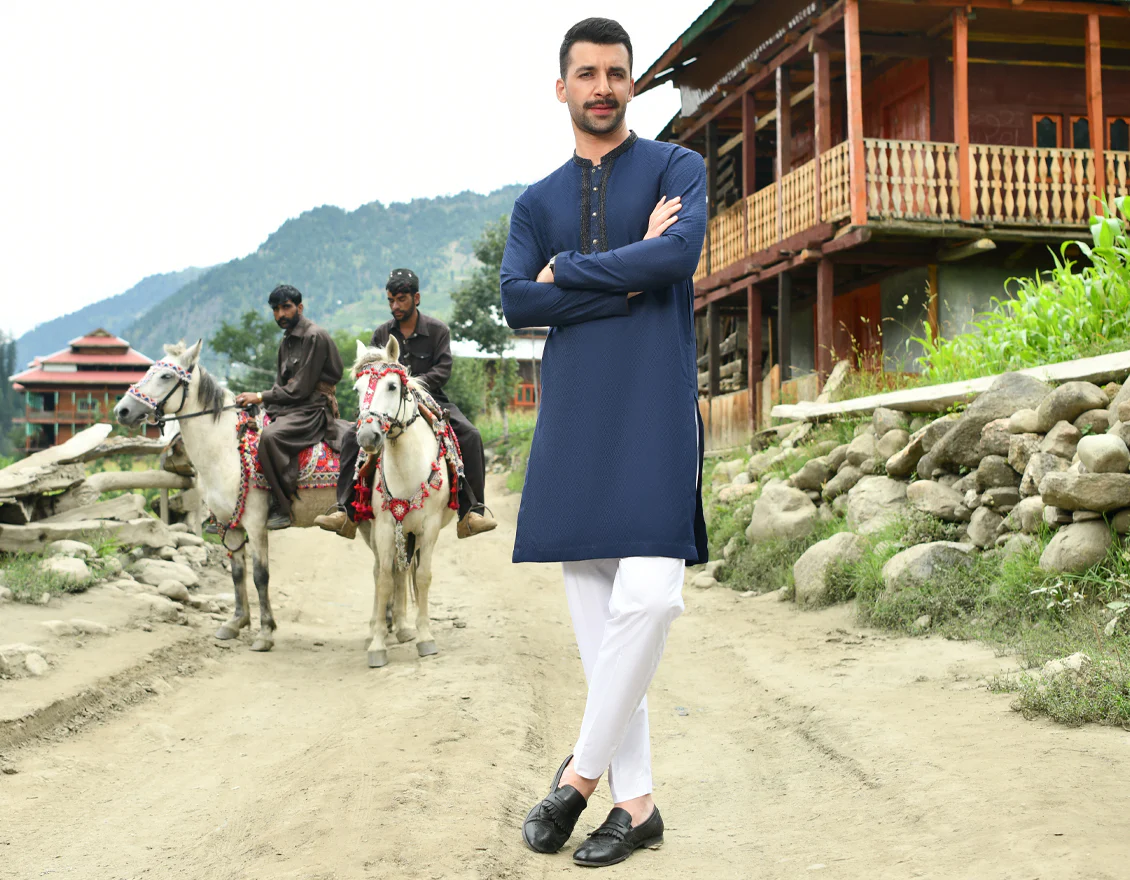 NAVY BLUE KURTA | JJK-SP-US-44175/A22/JJ8651-FL - Image 4