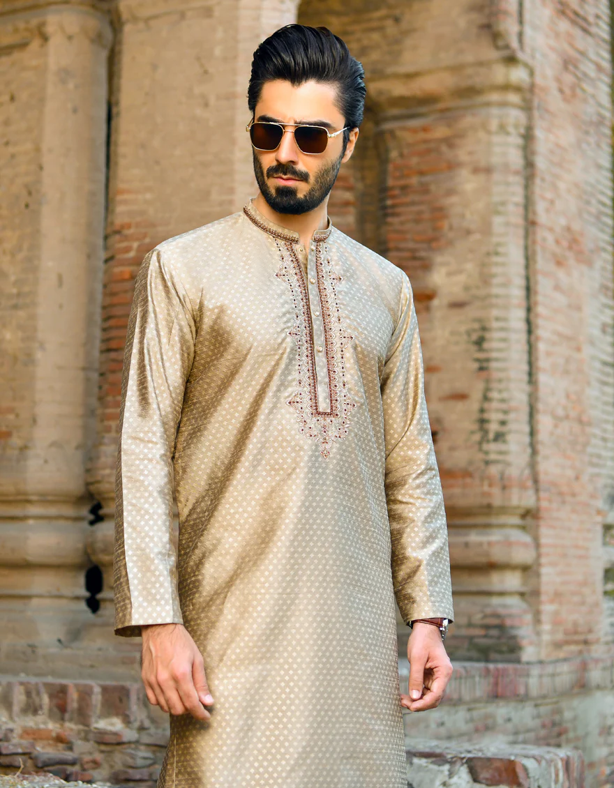 GOLDEN KURTA | JJK-SP-US-44194/A23/JJ8476-FL - Image 2