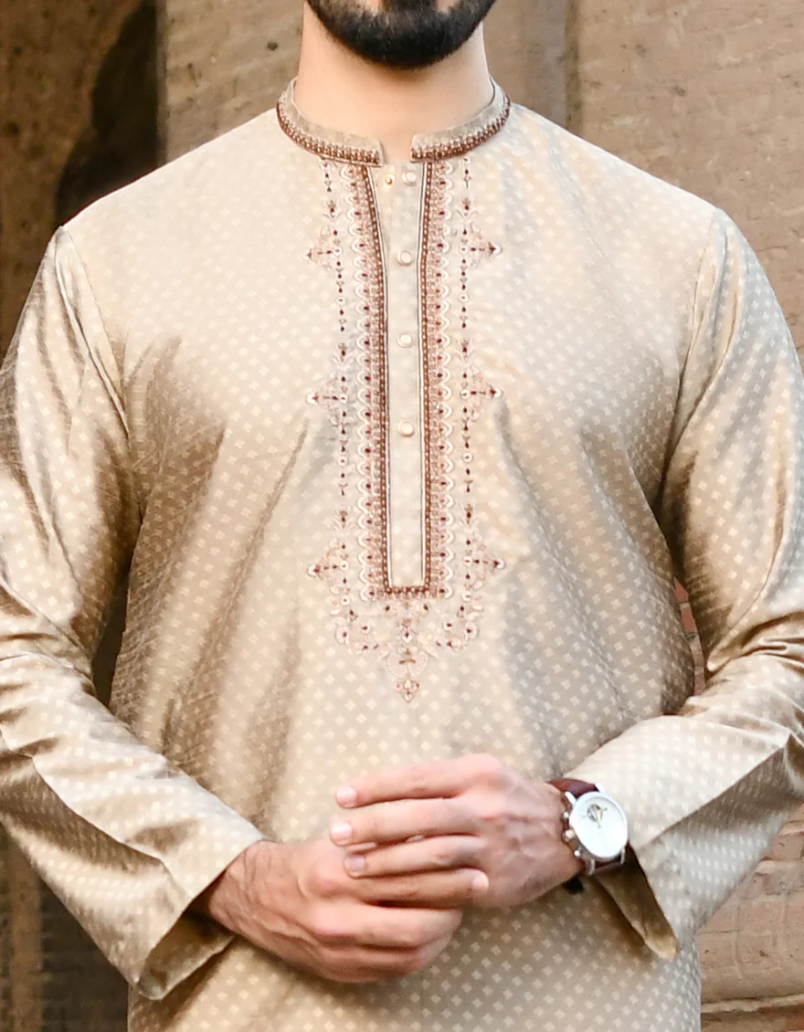GOLDEN KURTA | JJK-SP-US-44194/A23/JJ8476-FL - Image 3