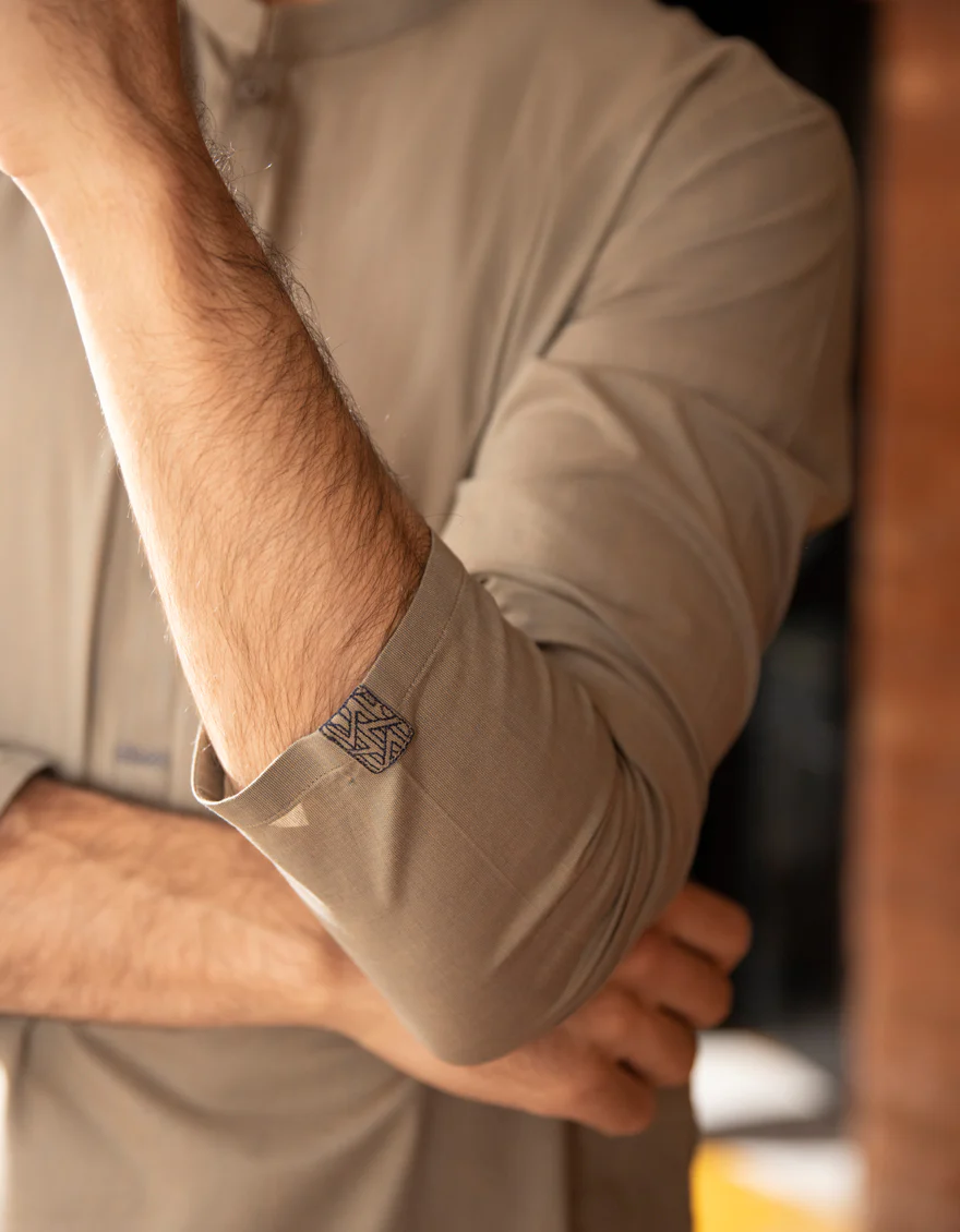 OLIVE GREEN COTTON KURTA | JJK-US-44015/A22/JJ7574-CL - Image 2