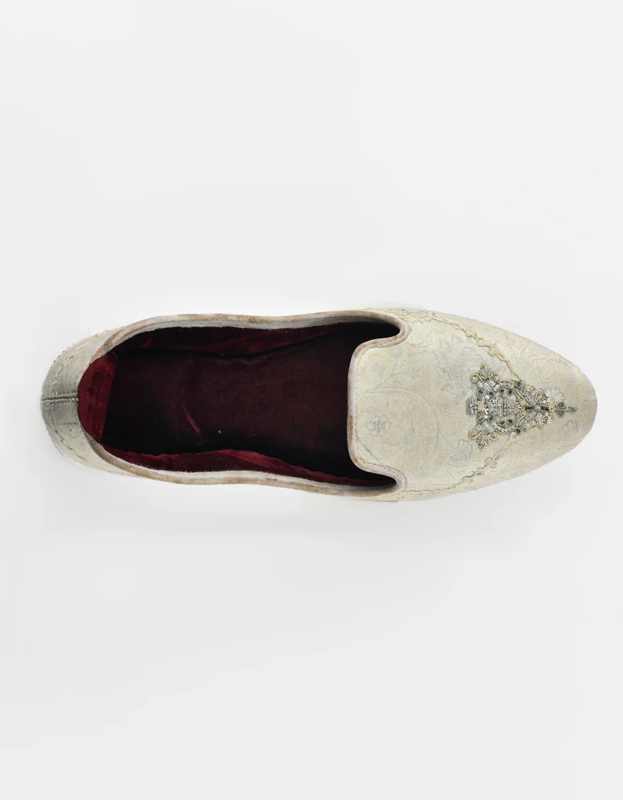 OFF WHITE-SILVER KHUSSA | JJKH-US-550/S23/JJ8840-FL - Image 2