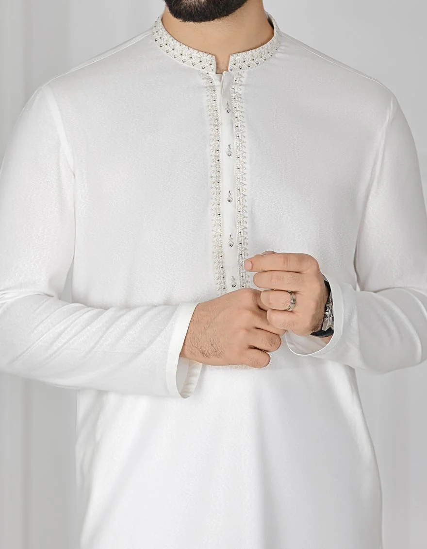 WHITE KAMEEZ SHALWAR | JJKS-A-US-31156/S21/JJ6885 - Image 2