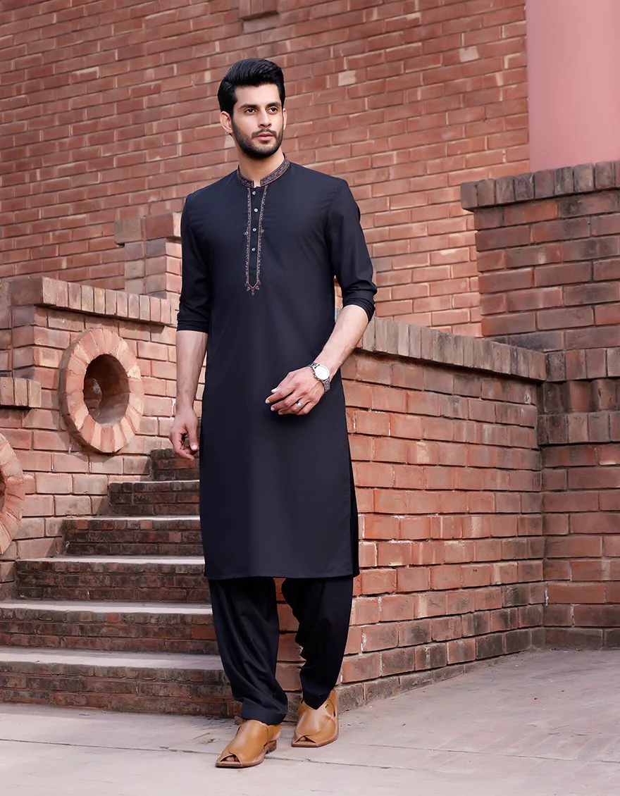 BLACK KAMEEZ SHALWAR | JJKS-A-US-42109/S21/JJ7360