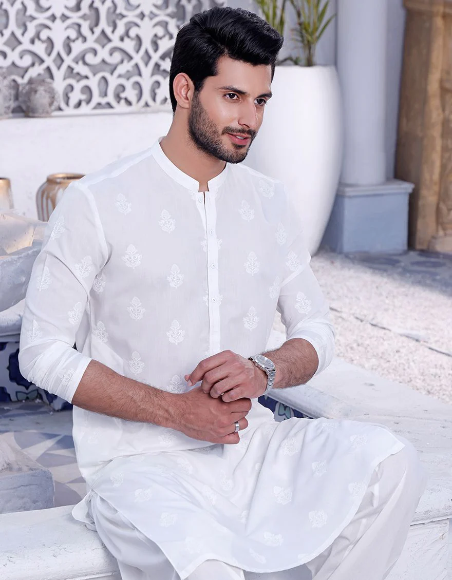 WHITE KAMEEZ SHALWAR | JJKS-A-US-42215/S21/JJ6732 - Image 3