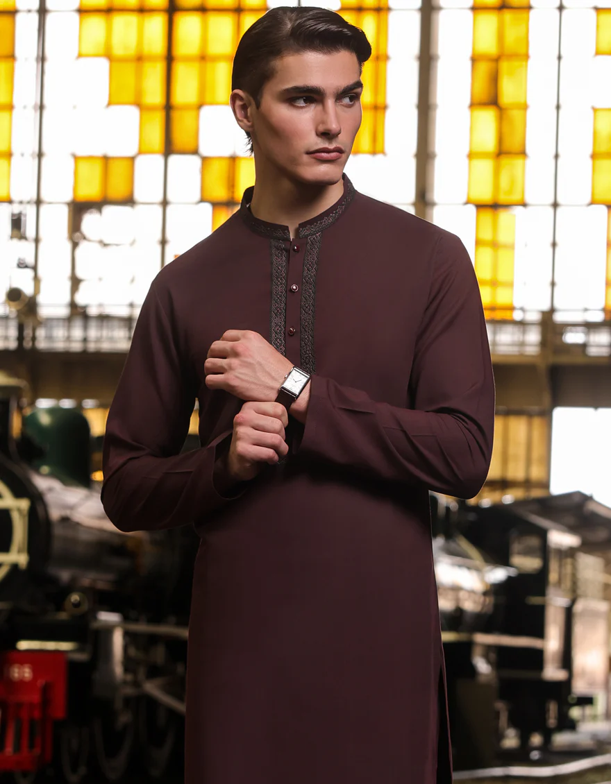 MAROON BLENDED KAMEEZ SHALWAR | JJKS-S-32807/S24/JJ8 - Image 2