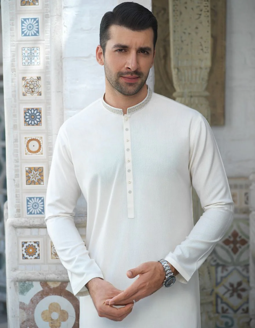 OFF WHITE KAMEEZ SHALWAR | JJKS-S-US-31179/S21/JJ7195-FL - Image 2