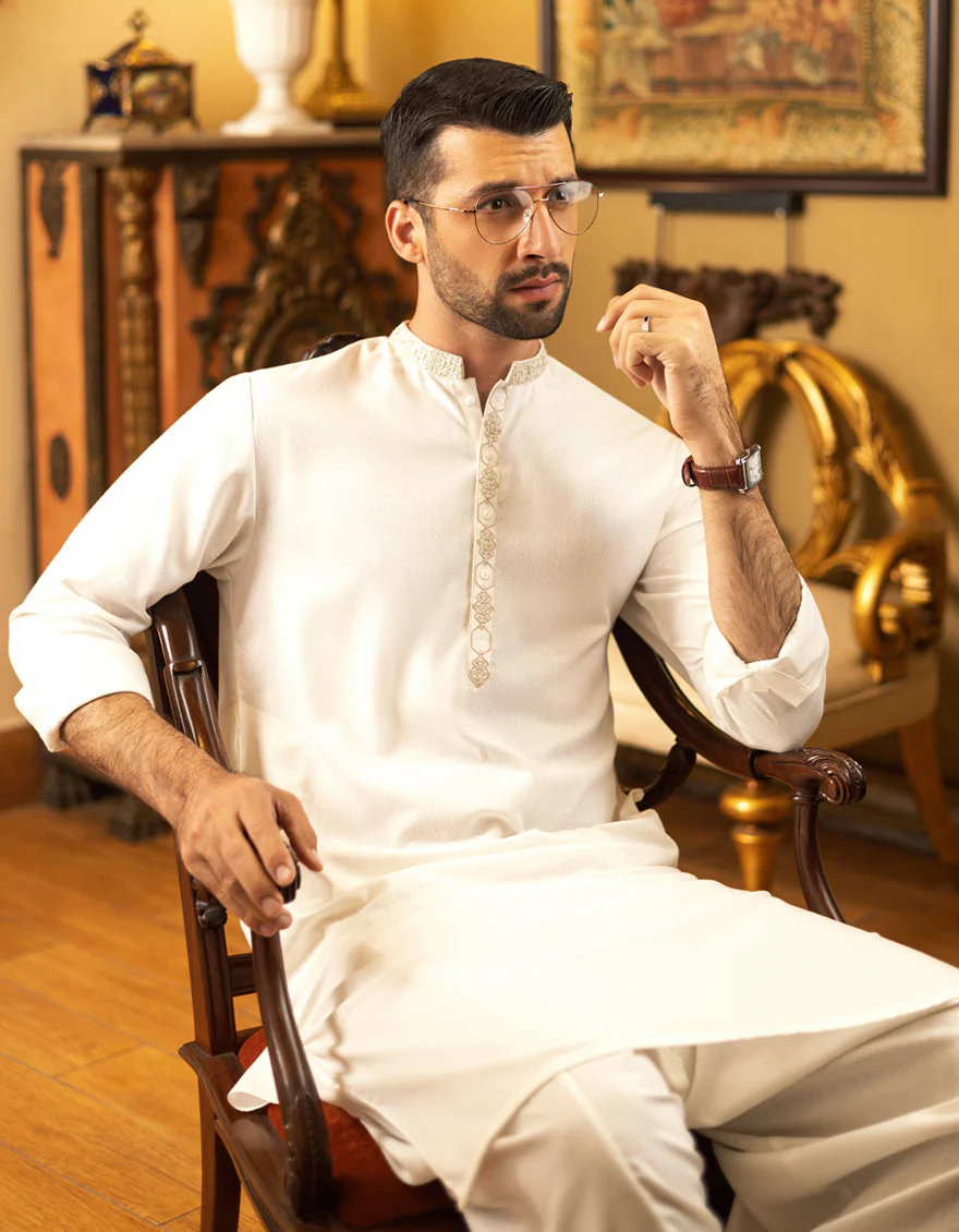 WHITE BLENDED KAMEEZ SHALWAR | JJKS-S-US-34145/S22/JJ7568-FL - Image 5