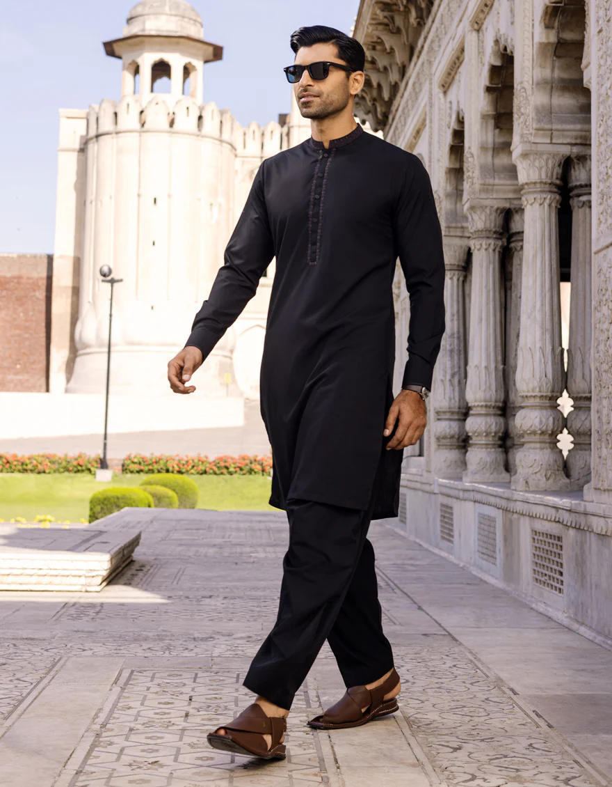 BLACK BLENDED KAMEEZ SHALWAR | JJKS-S-US-37579/S22/JJ7528-SF - Image 3